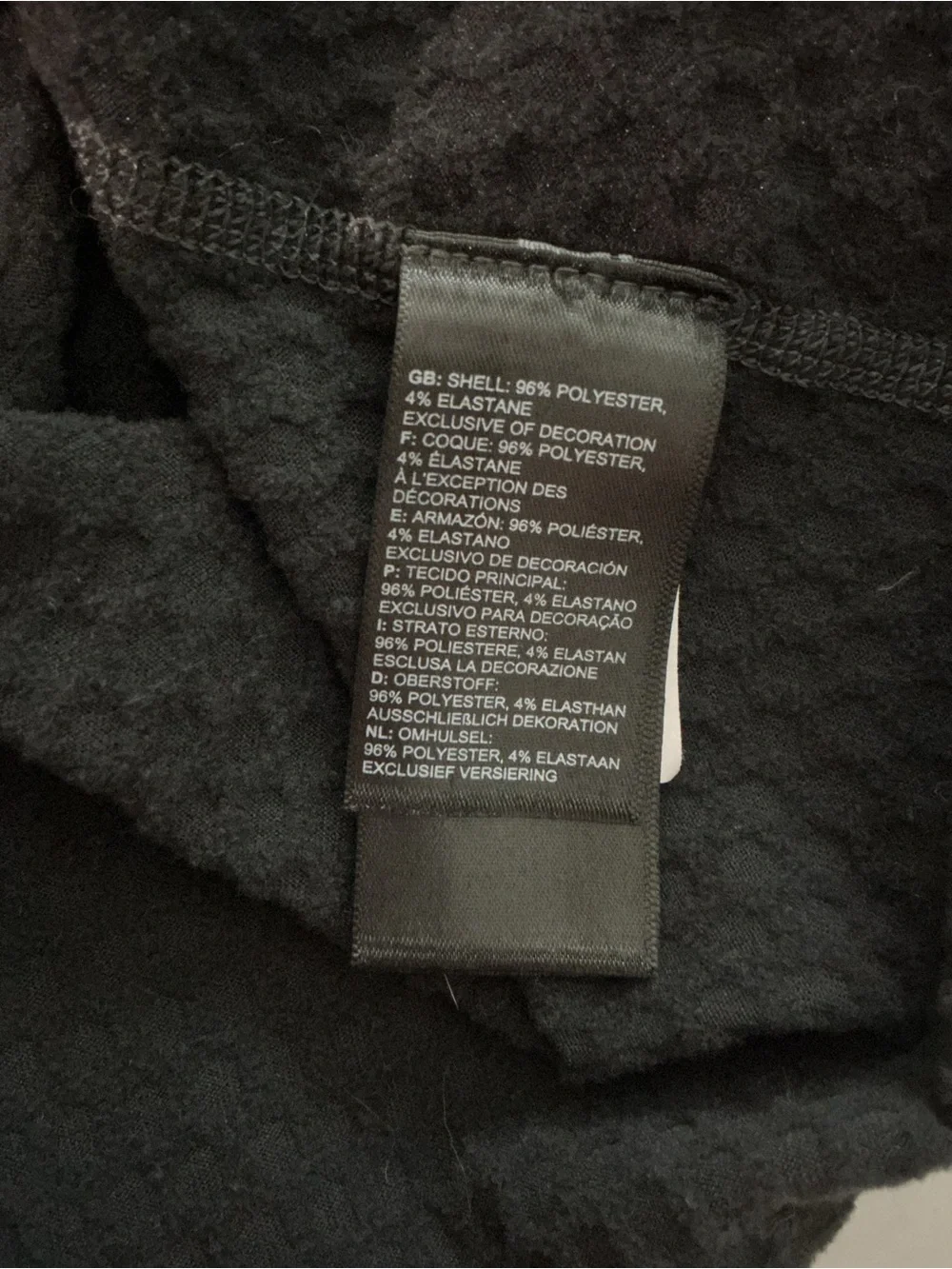 The North Face Men’s Ultra-Warm Poly Crew Shirt Long Sleeve Dark Gray